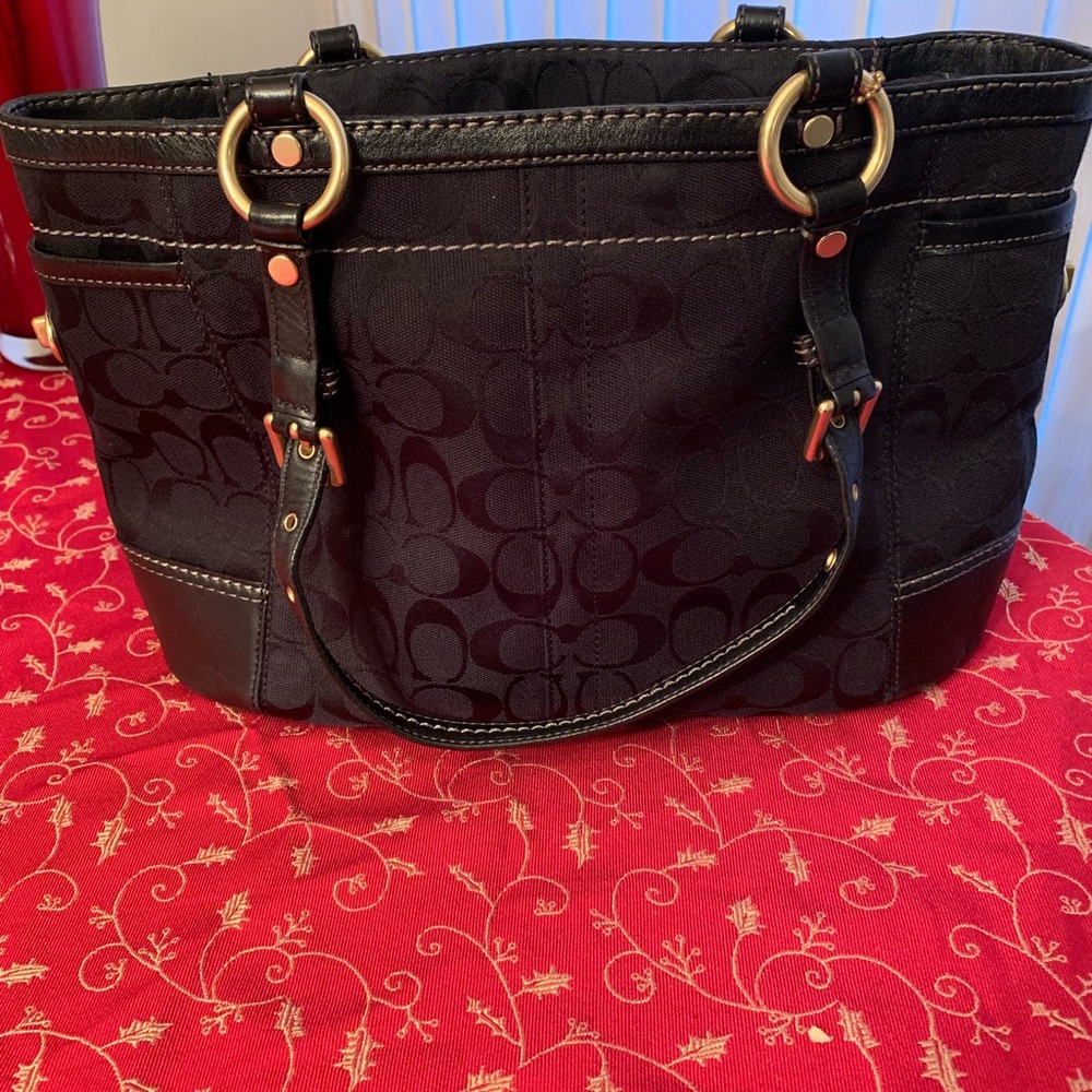 Coach signature tote